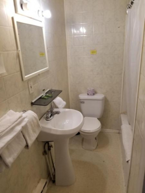 Hotels in Sudbury District